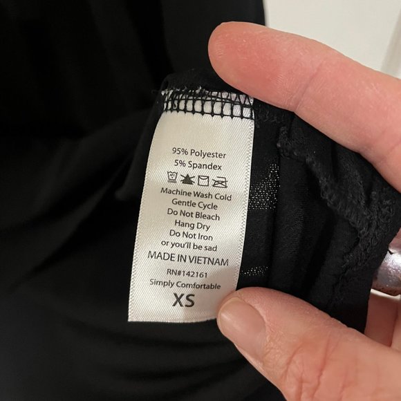 LuLaRoe Black Irma Top - Picture 4 of 4